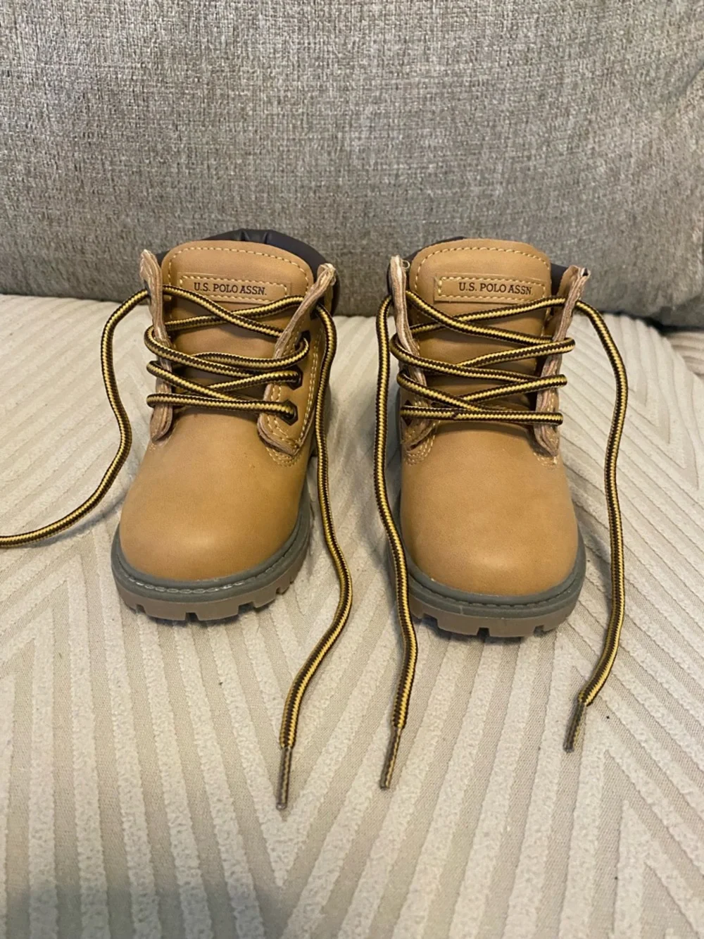 New U.S. Polo Assn. boys size 7M Owen wheat brown high top faux leather boots